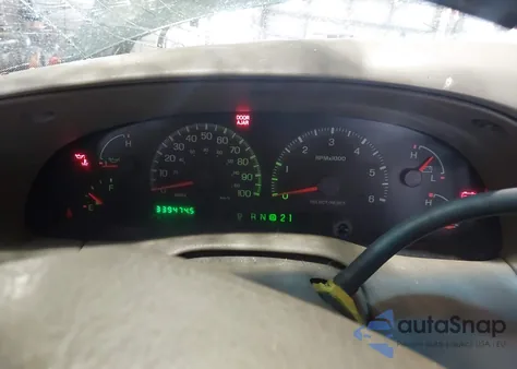 2000 Ford F-150 Lariat/Work Series/Xl/Xlt from USA, damaged, VIN 1FTRX18L9YNC03622